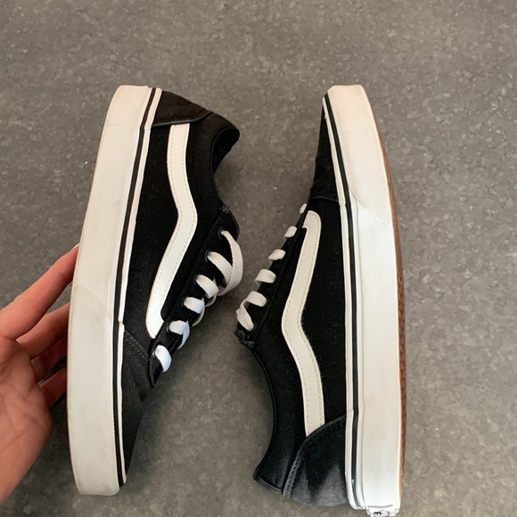 Vans Classic Old Skool 8.5 - Picture 5 of 9